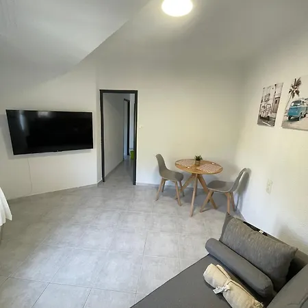 Libertad Διαμέρισμα Έλτσε